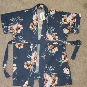 Brand New Sucrefas Top